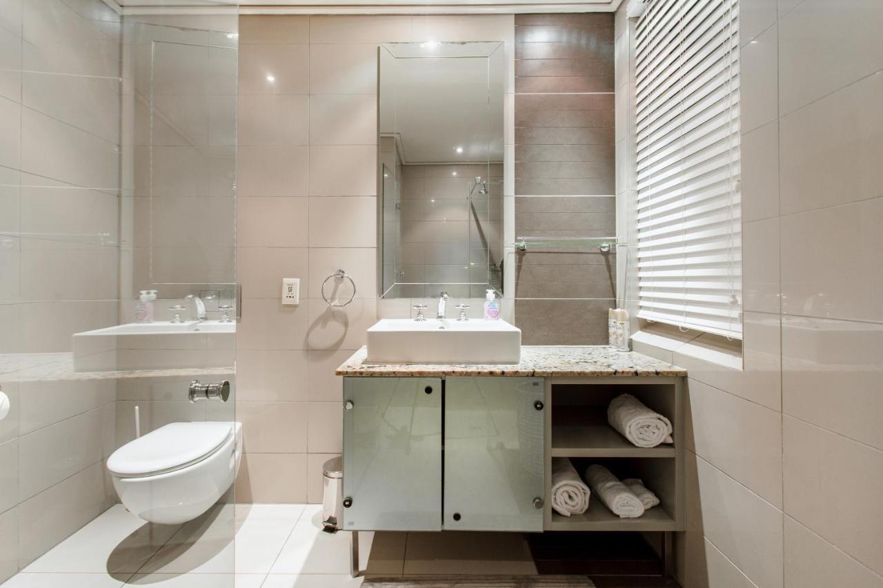 Apartment 620 - 1bdr Close To V&a Waterfront Cape Town